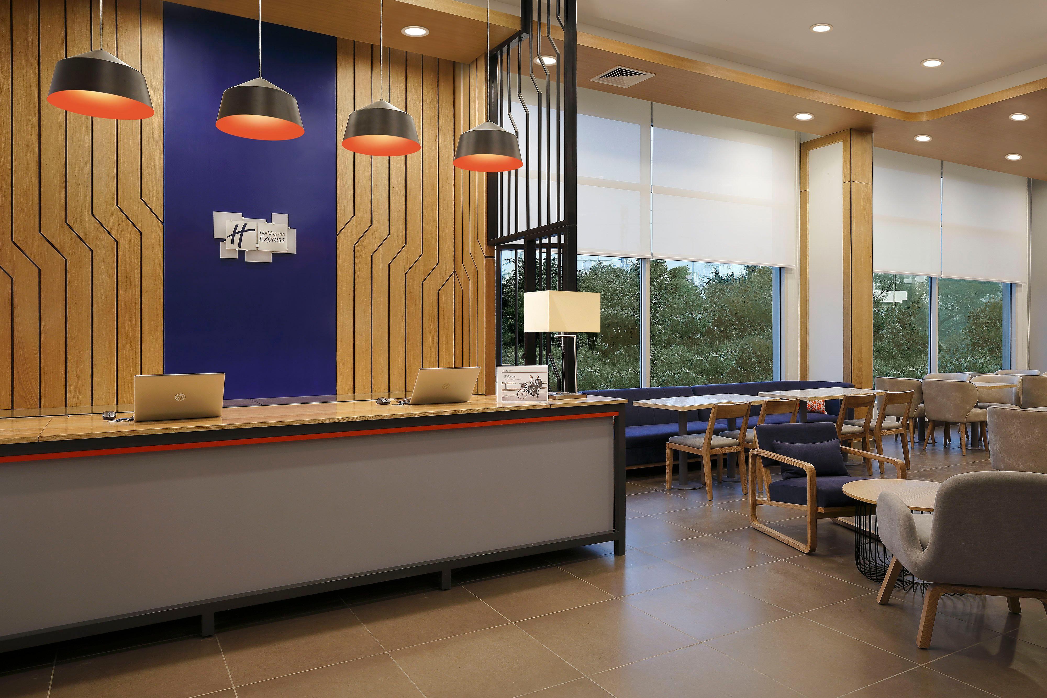 Holiday Inn Express Pune Hinjewadi By Ihg Pimpri-Chinchwad Exterior foto
